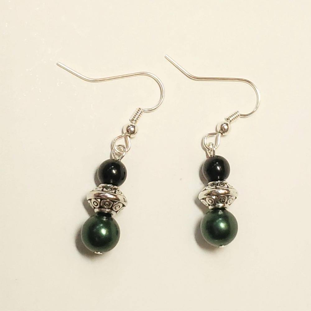 3/$15 Green Faux Pearl and Onyx Earrings